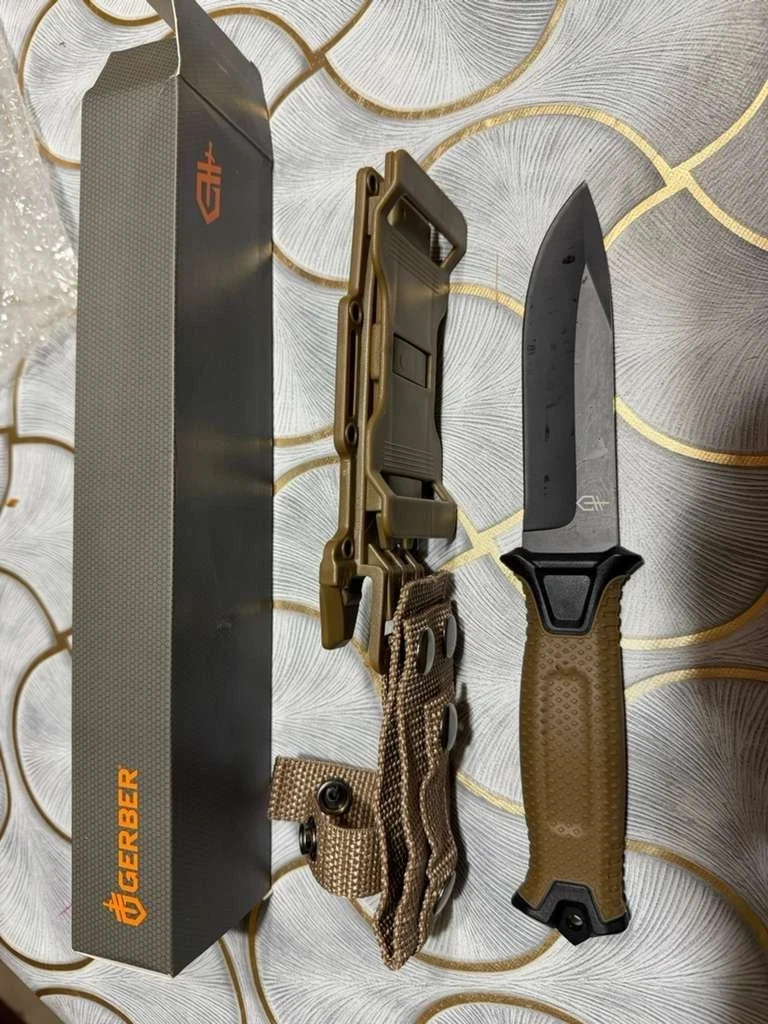 Gerber StrongArm Fixed Blade Knife Plain Edge – Coyote Brown