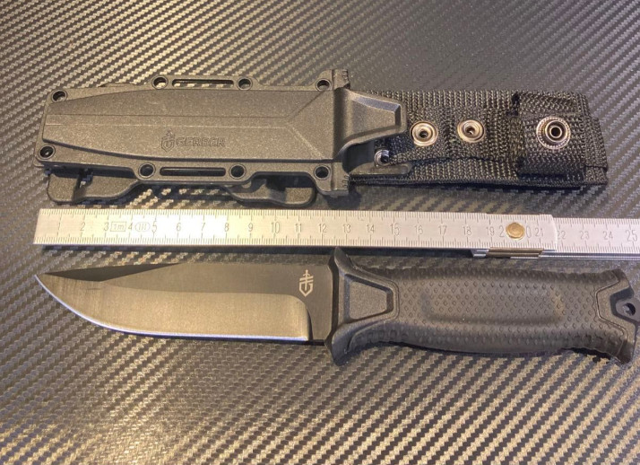 Gerber StrongArm Fixed Blade Knife Full Tang Tactical Survival Black New Outdoor