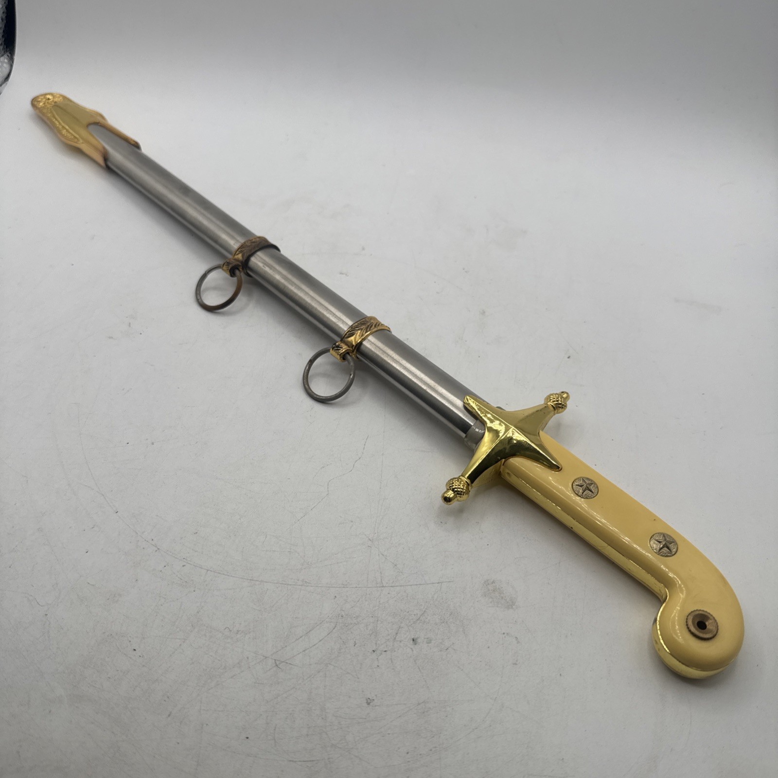 Tomahawk Brand United States Marines Replica USMC XL 1498 with Metal Scabbard