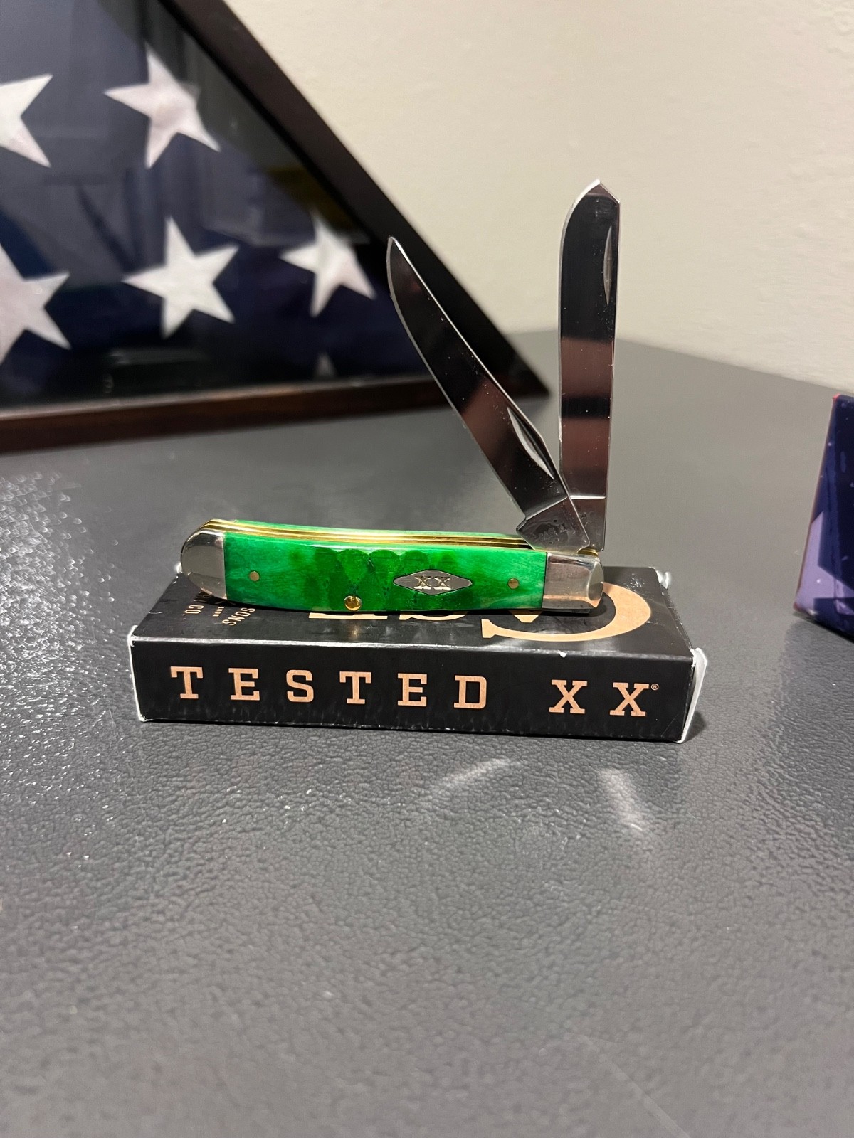 Case XX USA Gator Jig Bright Green Bone Trapper Pocket Knife