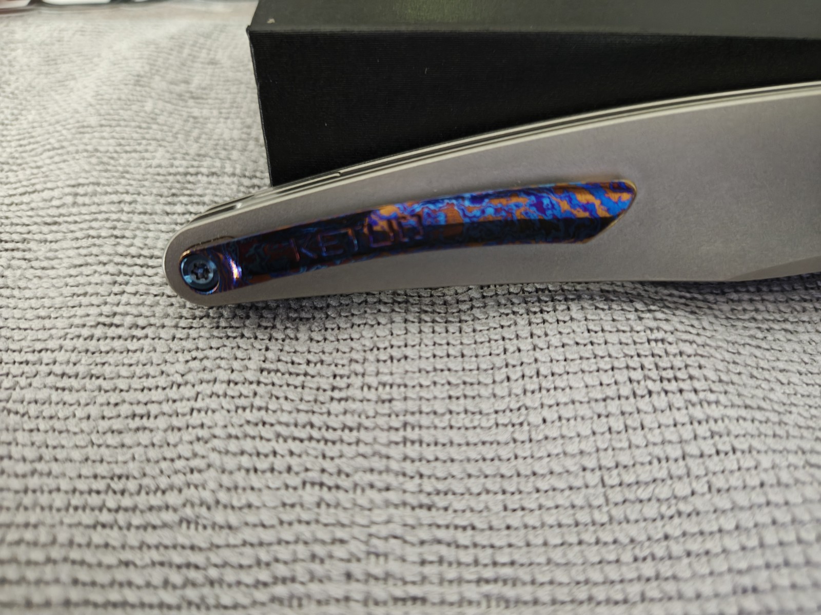Ketuo Happy Hour M390 Titanium Pocket Knife with Mokuti Inlay