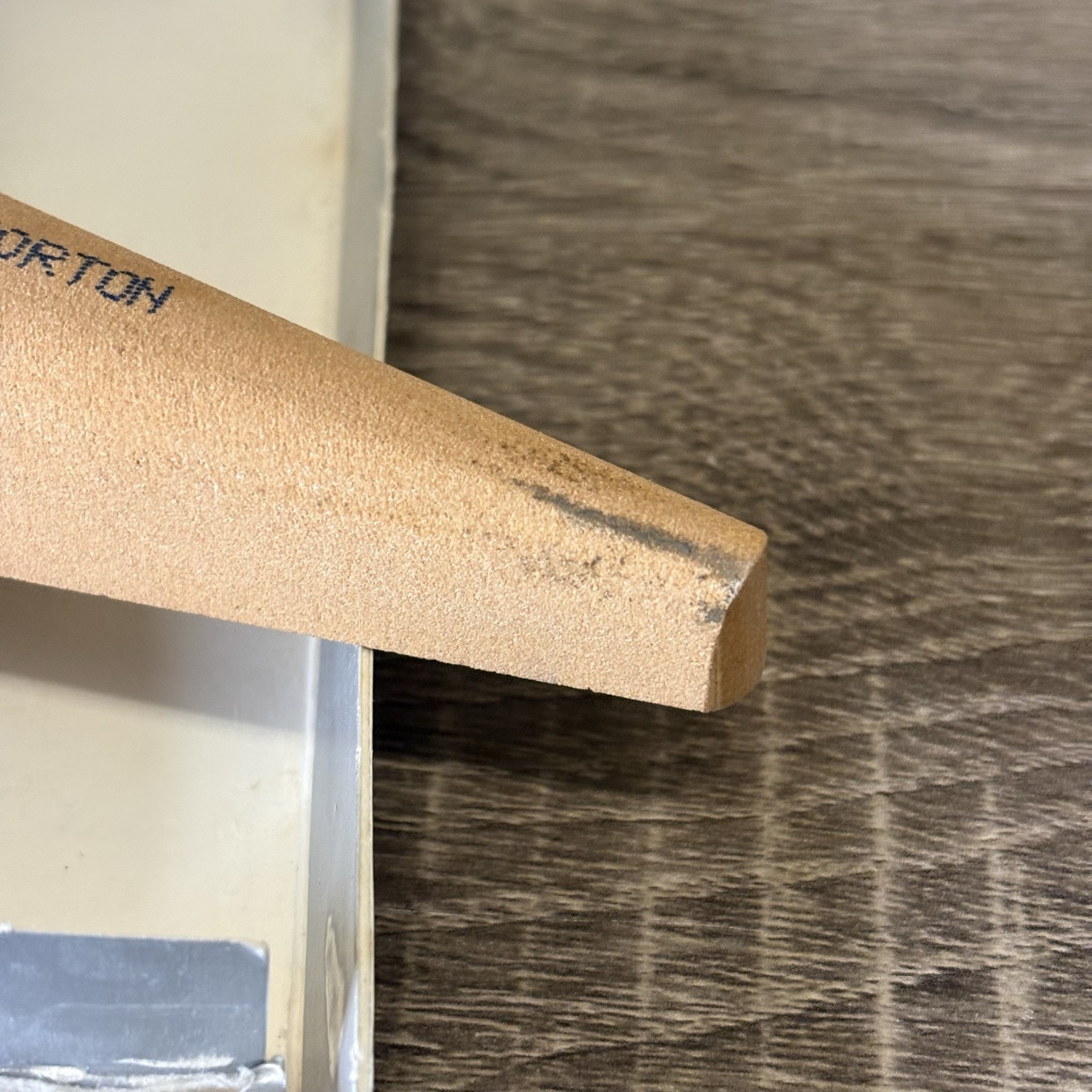 Norton India Special Gouge Slip Sharpening Stone FS-76 Fine Oil Filled