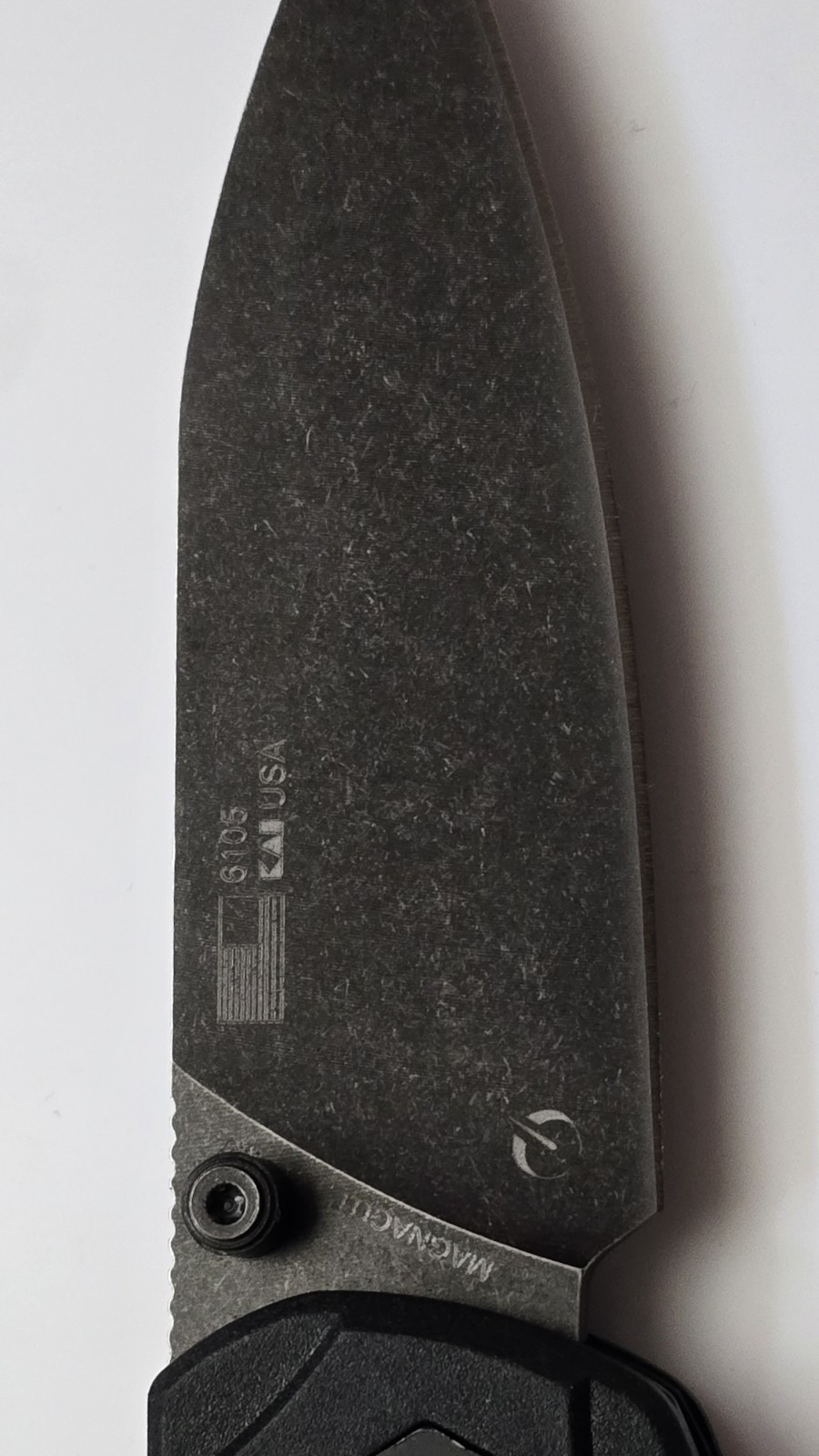 Kershaw 6105 MagnaCut Black Handle and Blade