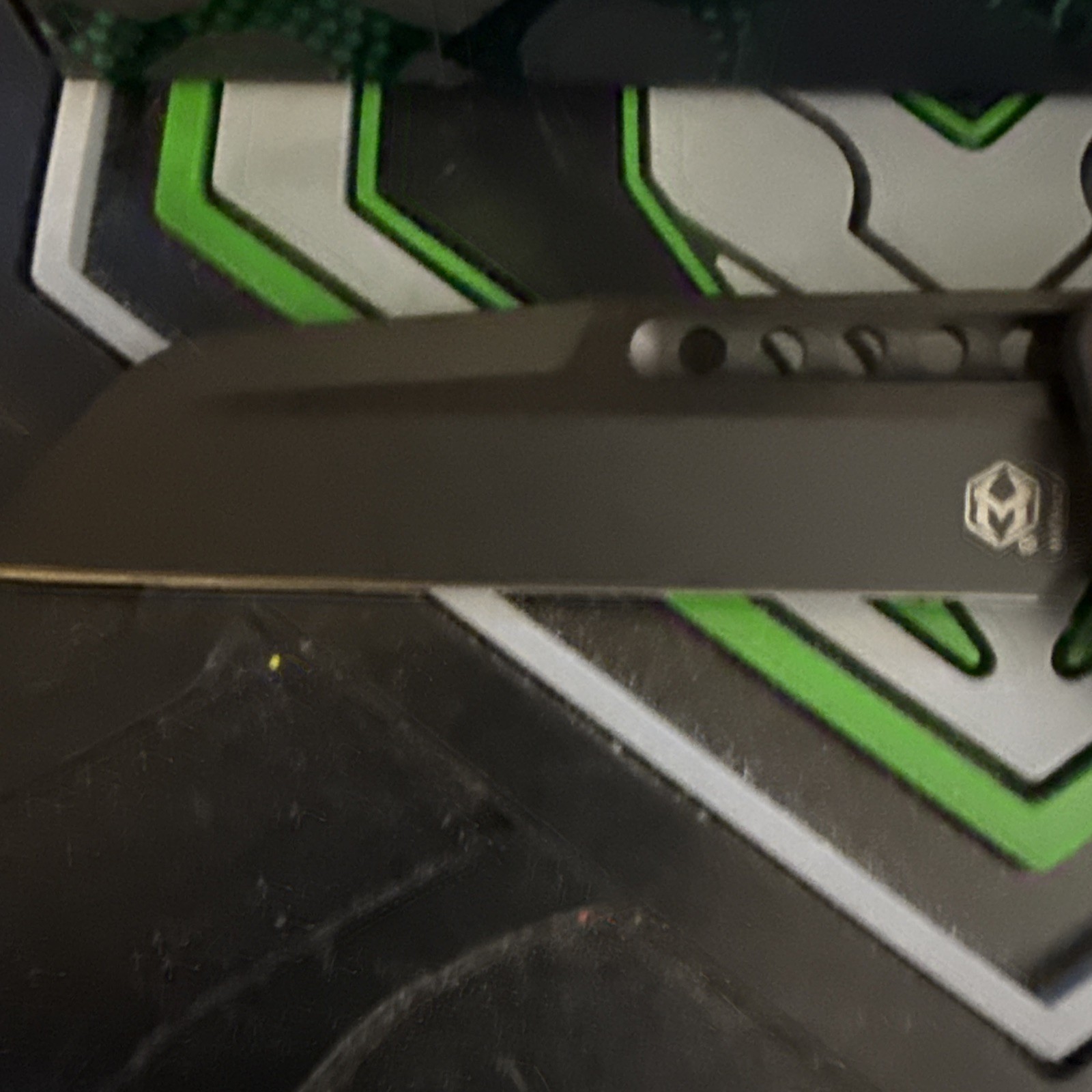 Heretic Jinn 80’s Camo Carbon Limited edition