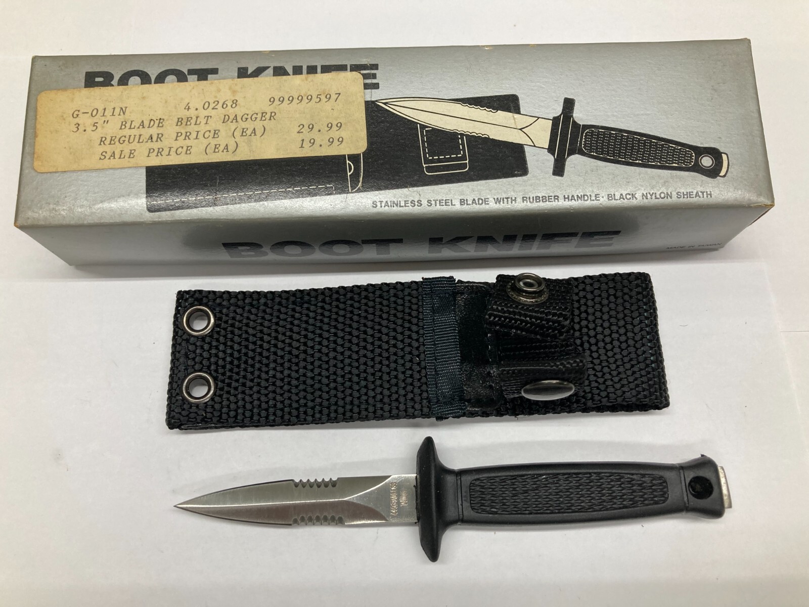 Fixed Blade Knife, Silver Blade, with Nylon Sheath G-011N 4.0268 91.26