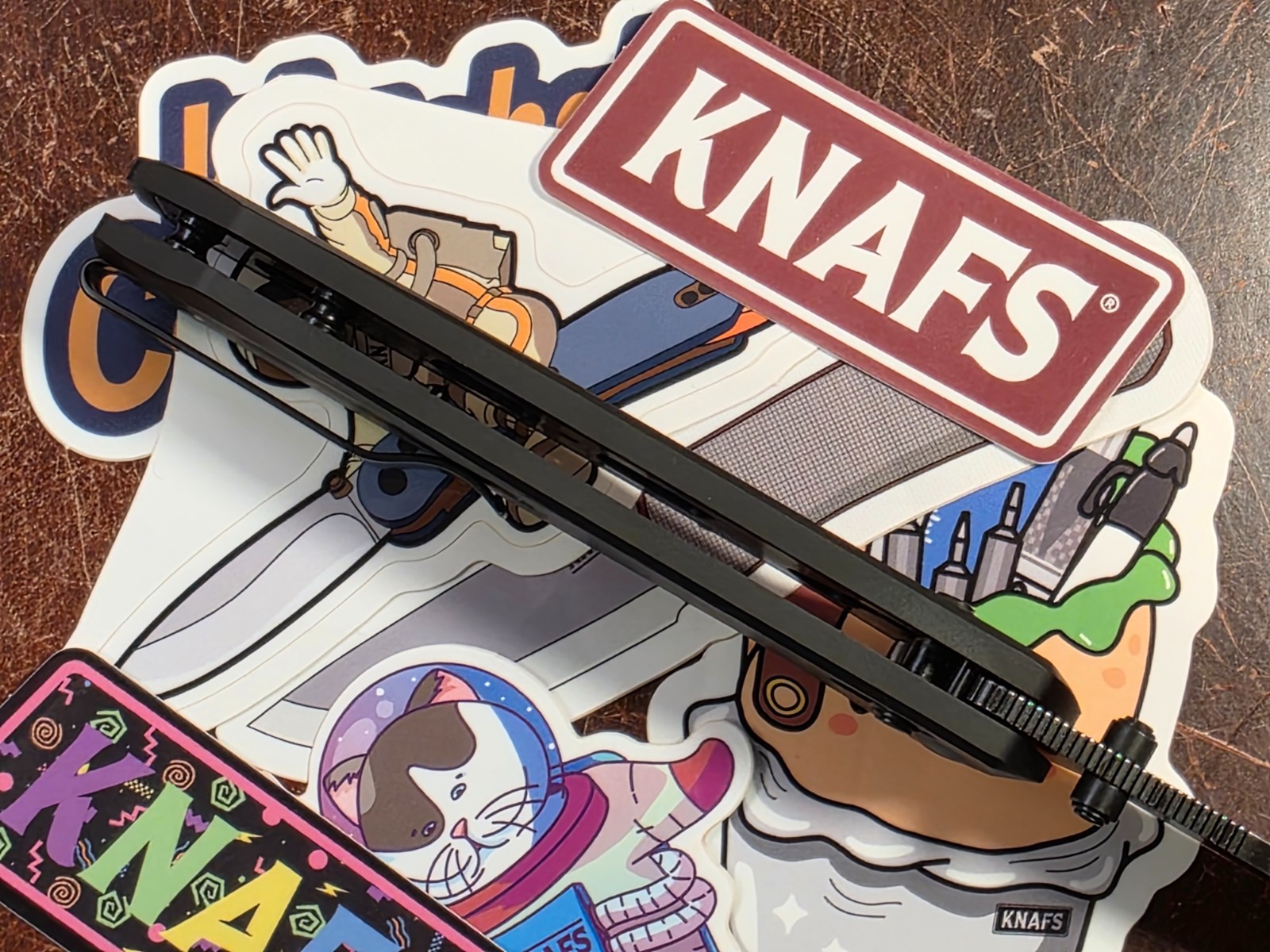 KNAFS Lander 2 – Black Aluminum Handle Axis Lock – Tanto Elmax Blade 00679
