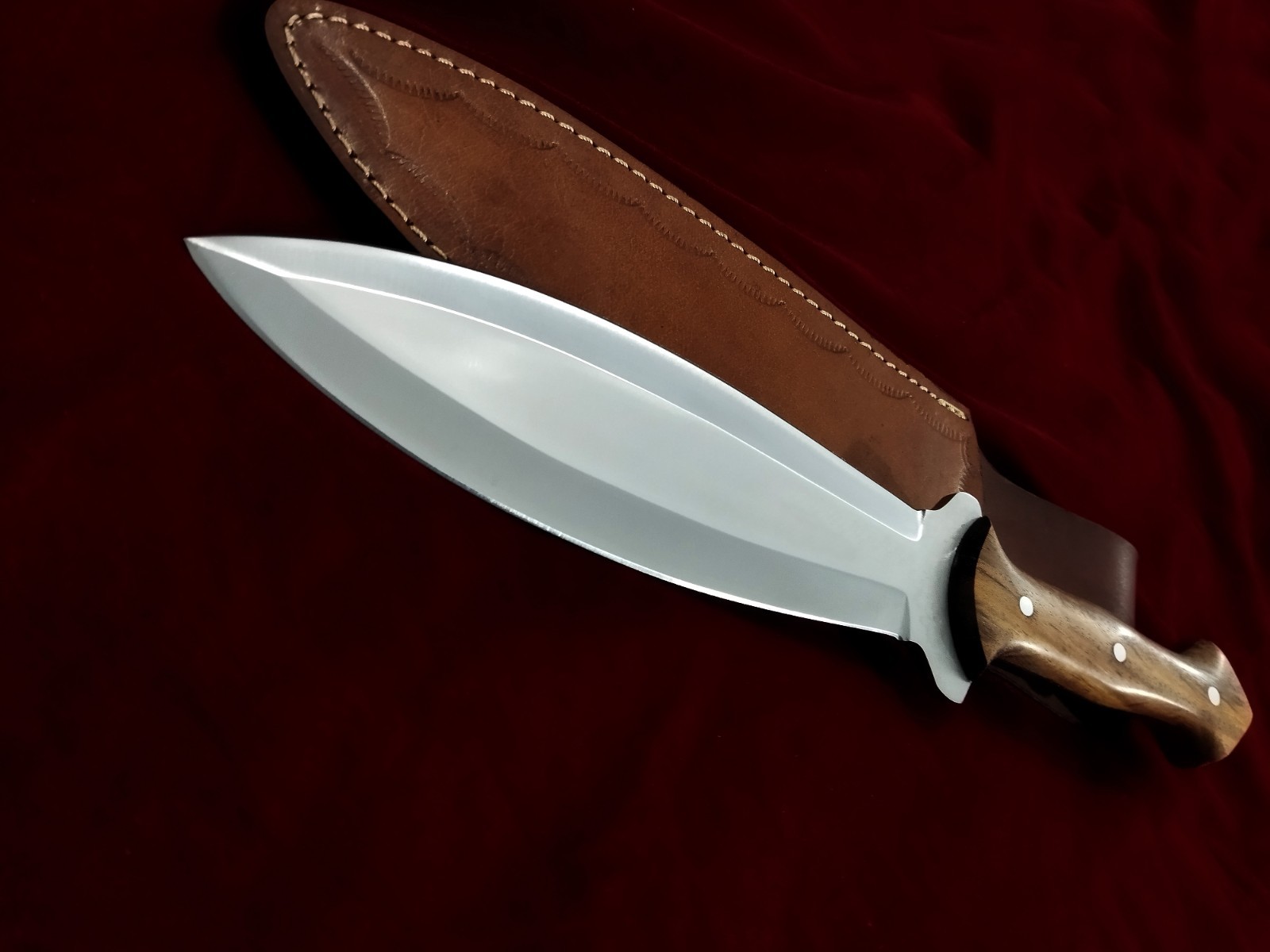 Titan Edge 13.4″ Handmade Full Tang 1095 High Carbon Steel Combat Smatchet Knife