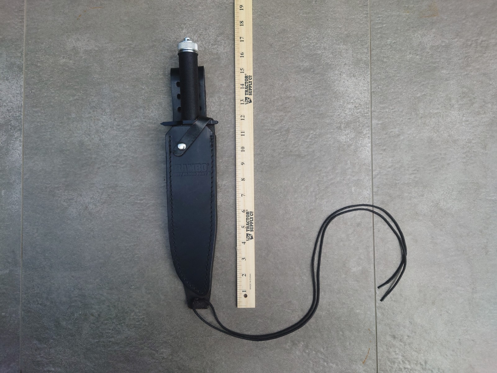 Vintage Rambo 2 / First Blood Part II – «The Mission» Survival Knife – US seller