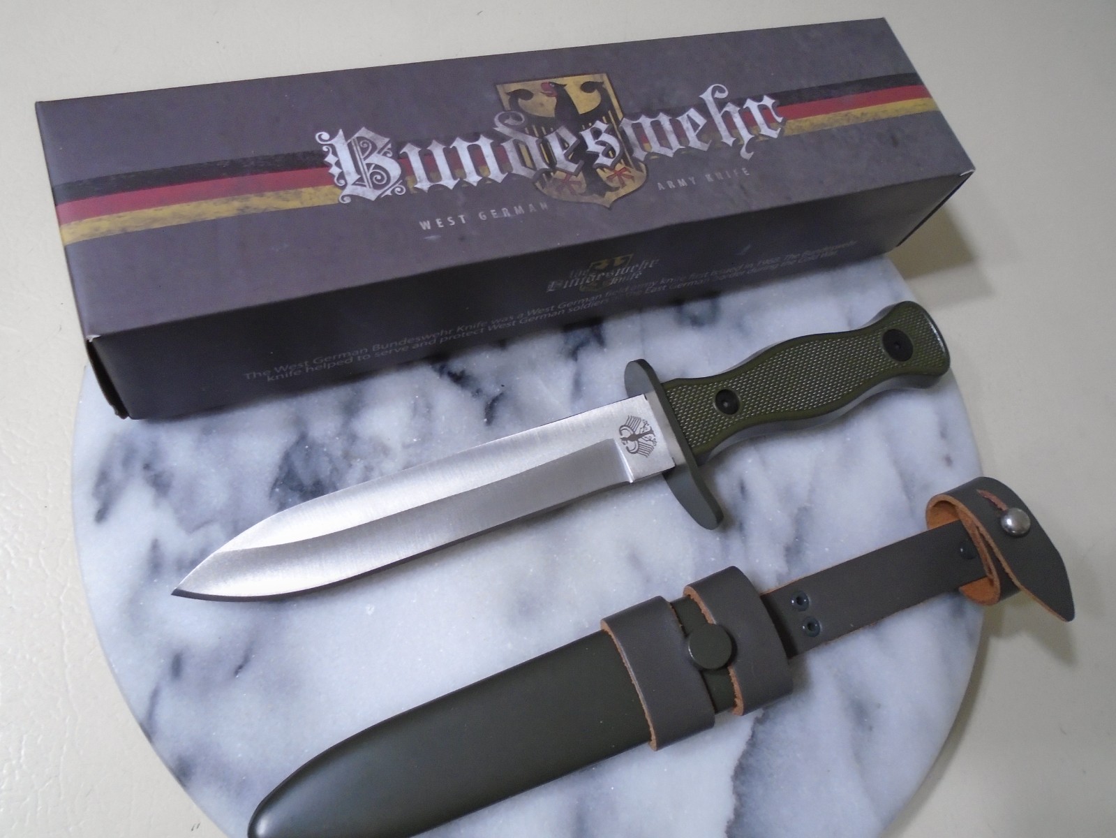 Bundeswehr German Army Fixed Blade Knife MI211 Spearpoint OD Green 10.30″ OA New