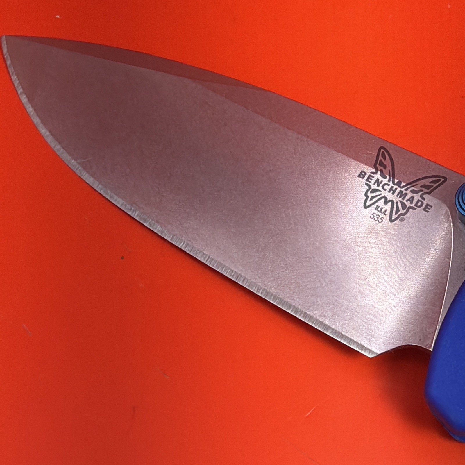 Benchmade Bugout 535 CPM-S30V Steel 3.24 Blade Blue Handle