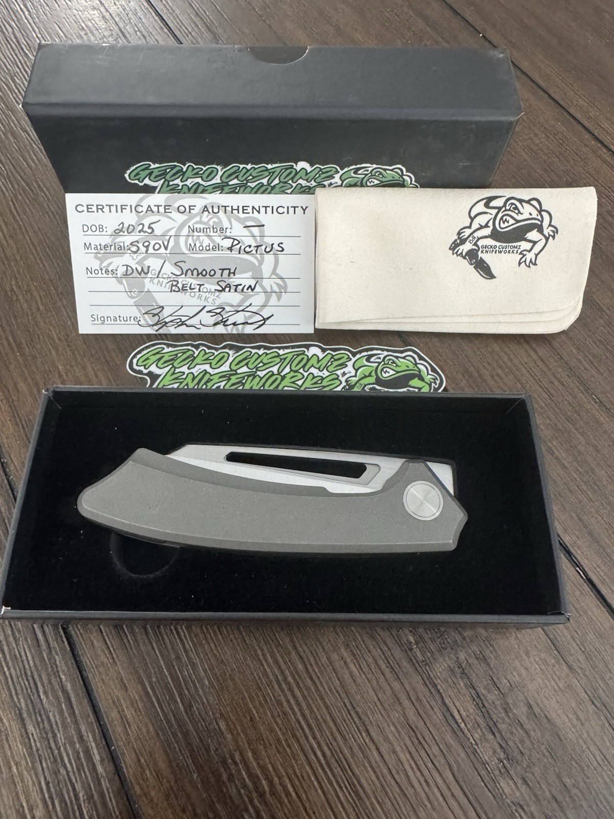 Gecko Customz Knifeworks Pictus Darkwash Ti Frame Lock S90V Tanto 2025