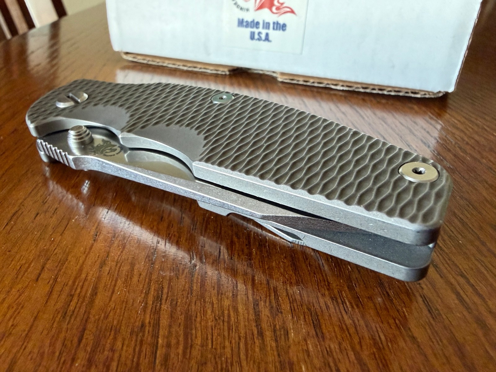 2025 Hinderer Knives Jurassic Slicer Hollow Ground Magnacut Full Ti Titanium