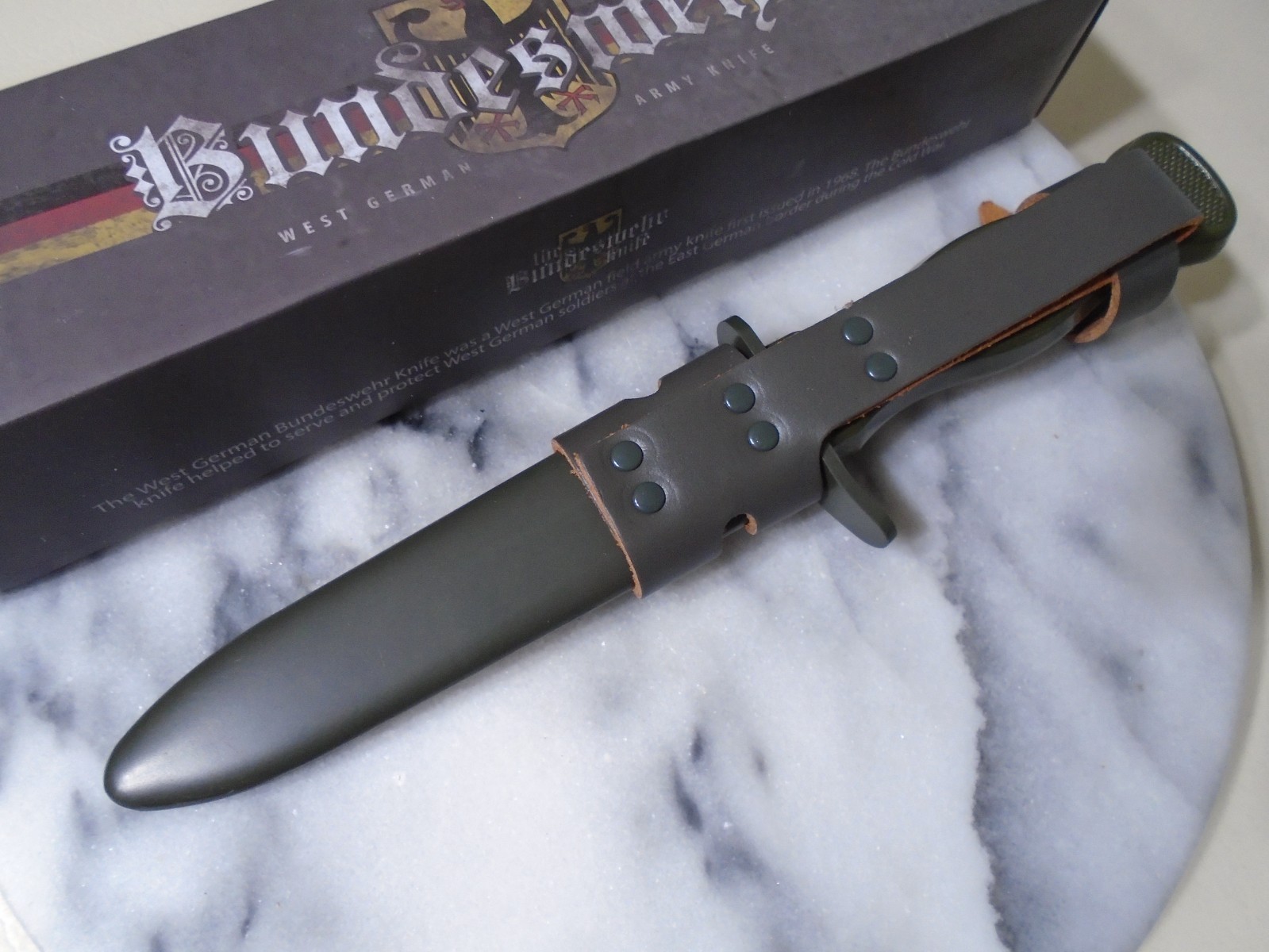 Bundeswehr German Army Fixed Blade Knife MI211 Spearpoint OD Green 10.30″ OA New