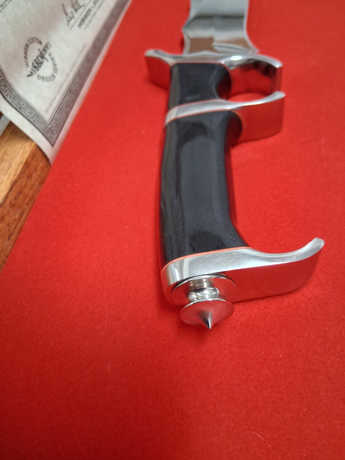 GIL HIBBEN’s LEGACY III FIGHTER Knife with Sheath & Box! NEW Condition!! 12 1/2″
