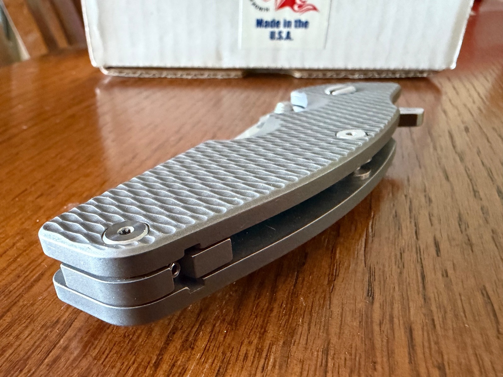 2025 Hinderer Knives Jurassic Slicer Hollow Ground Magnacut Full Ti Titanium