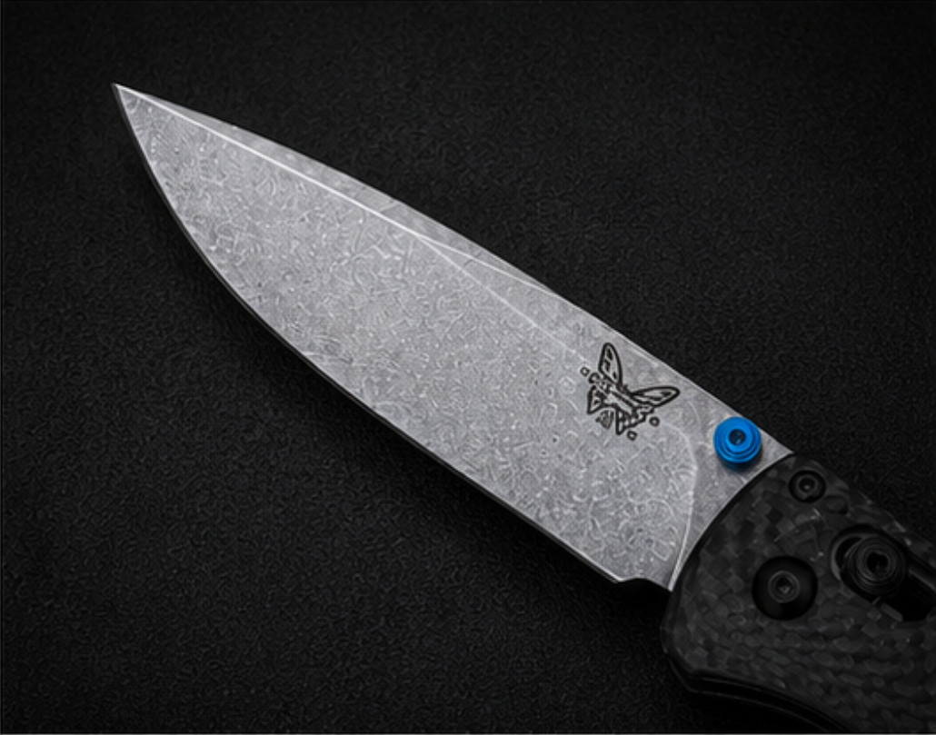 NEW Bugout 535 CPM-S90V Carbon Fiber AXIS Lock Folding Knife Free shippin