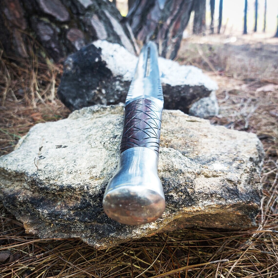 Authentic Sword made with 5160 Carbon Steel & Rosewood handle | Leather Sheath
