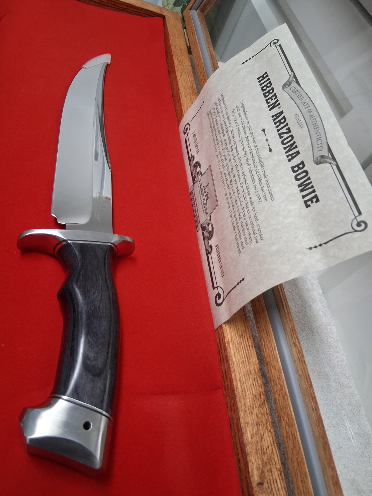 GIL HIBBEN’s ARIZONA BOWIE KNIFE with SHEATH &BOX 15 1/2″long! NEW Condition!!