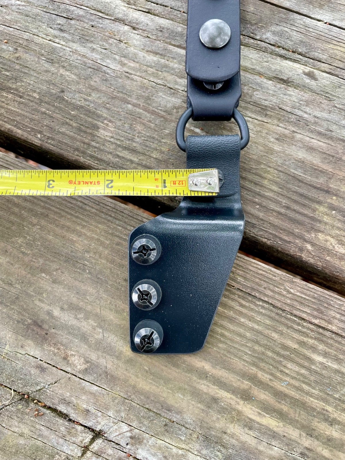 Universal Dangler (no knife or sheath included)