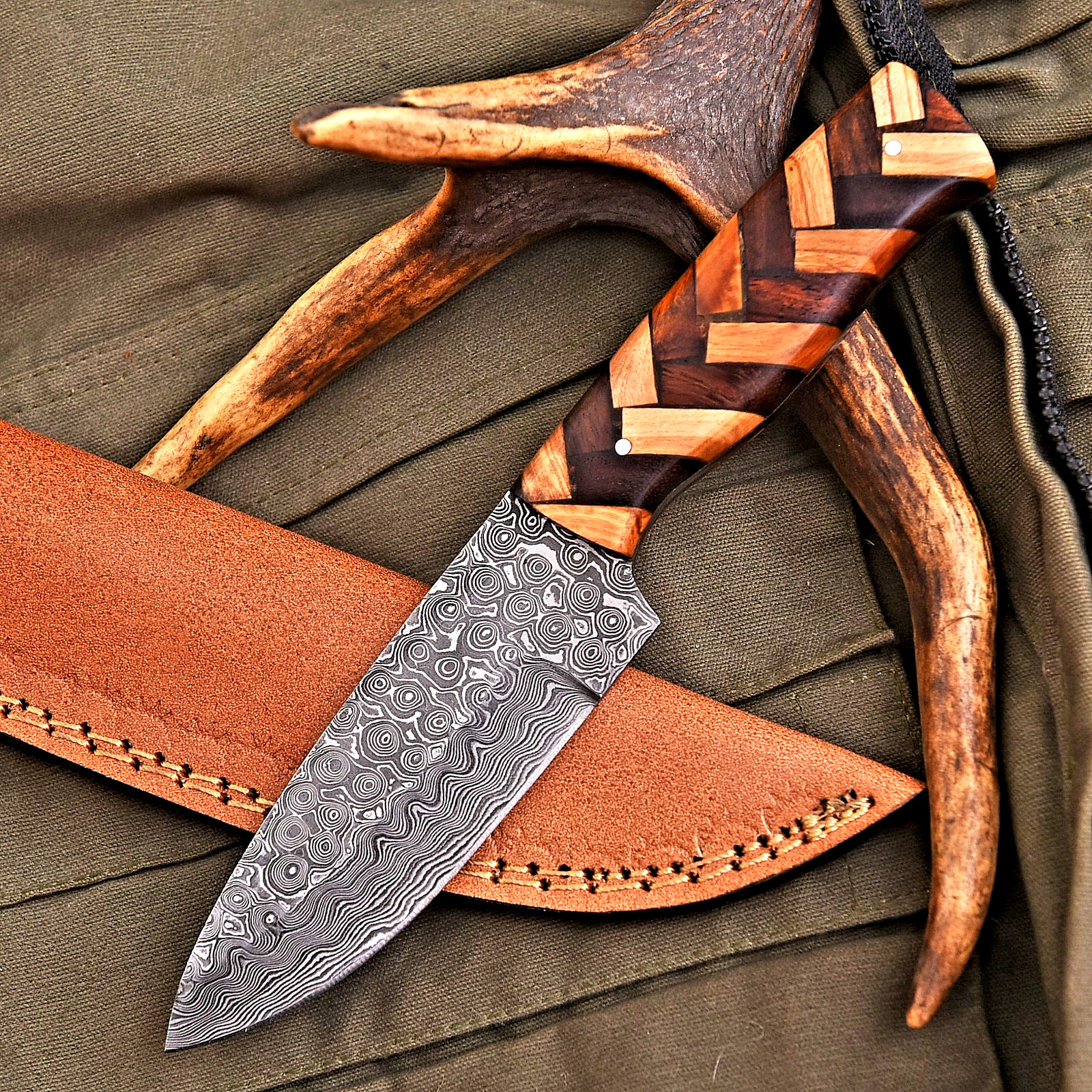 CUSTOM HAND MADE HUNTING KNIFE HAND FORGED DAMASCUS STEEL BLADE 2972