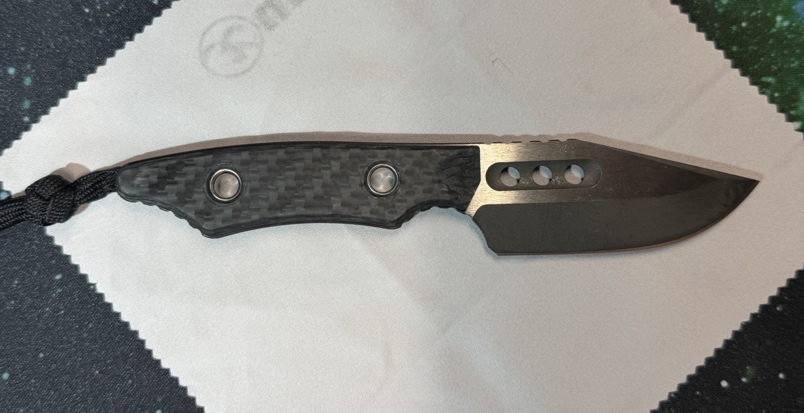 Heretic Knives Fixed Blade Kobold DLC Glow Carbon Fiber. New in box