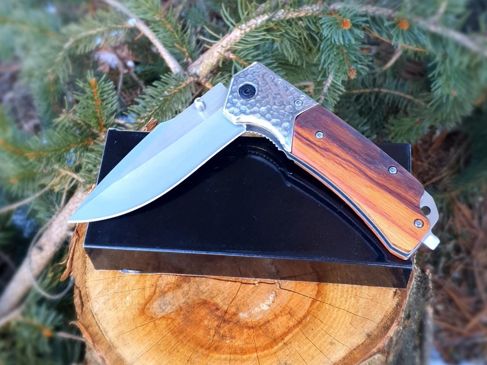 Handcrafted Wood Handle Folding Pocket Knife (3 Variations)