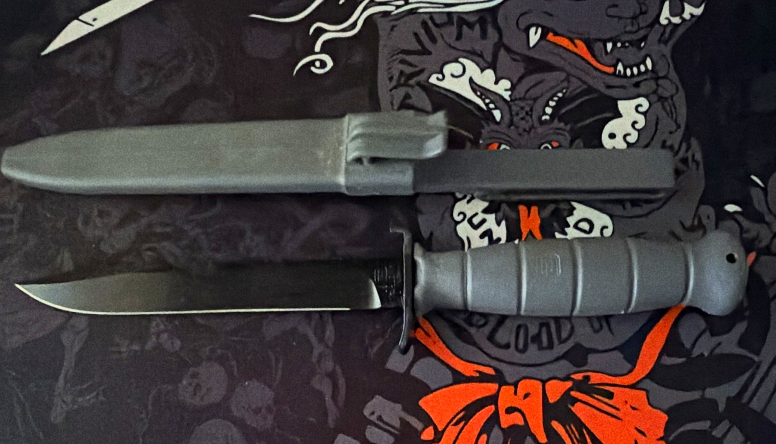 GLOCK FM 81 Survival Knife w/ Sawback Blade & Gray Polymer Sheath – Austria