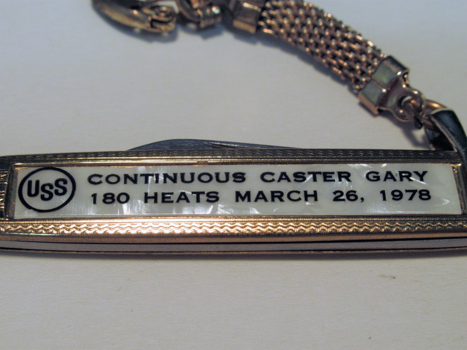 VINTAGE UNITED STATES STEEL KEYCHAIN/POCKET KNIFE GARY INDIANA 1978 AWARD W/CASE
