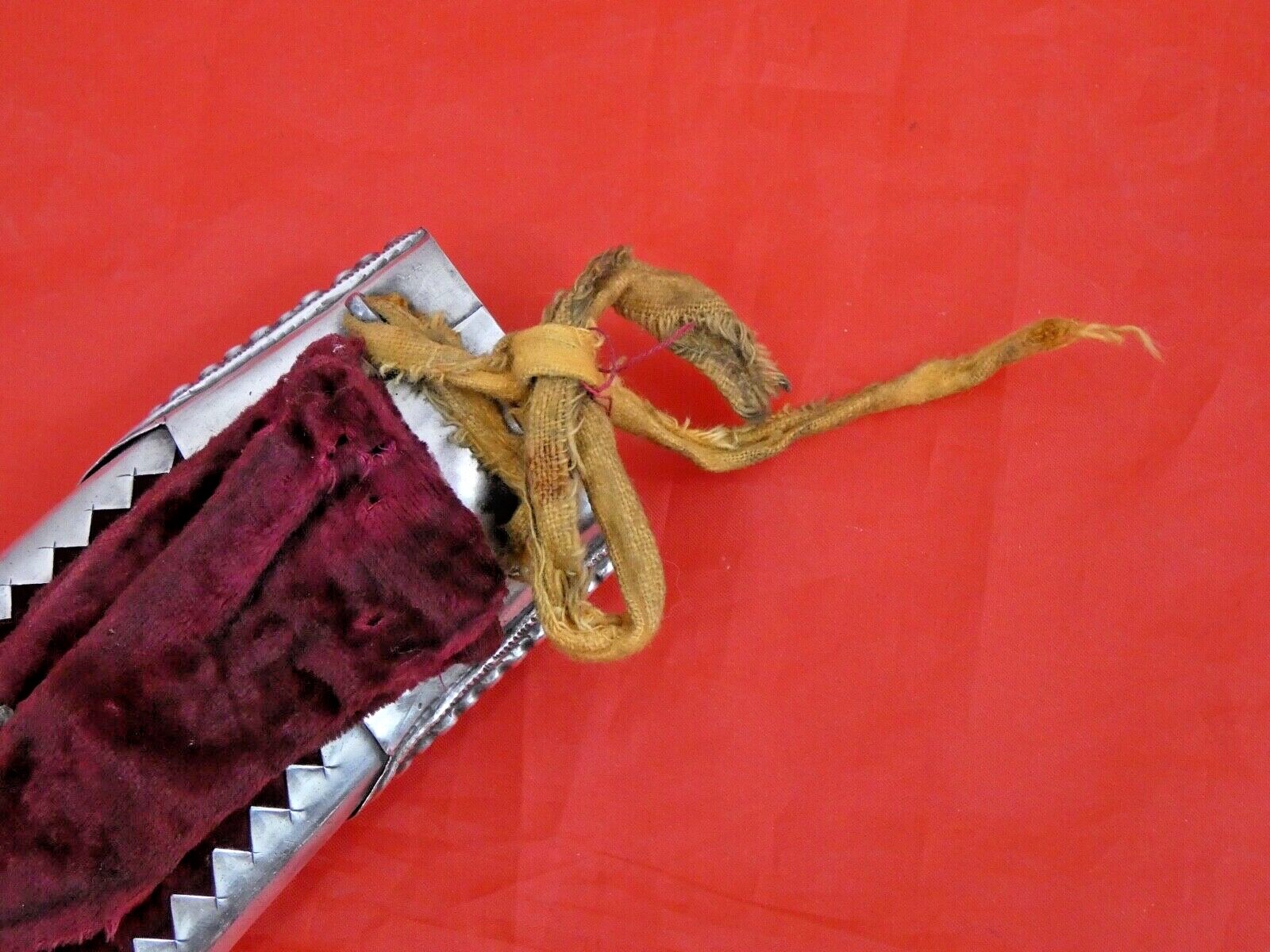 EXCEPTIONAL QUALITY ANTIQUE SILVER MOUNTED KUKRI DAGGER NEPAL INDIA Gurgha Sword