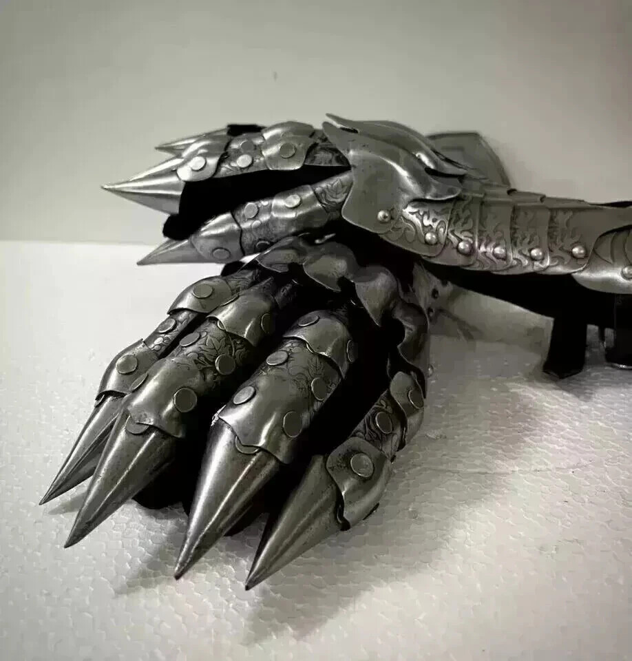 Medieval Steel Gothic Knight Style Gauntlets Functional Armor Gloves