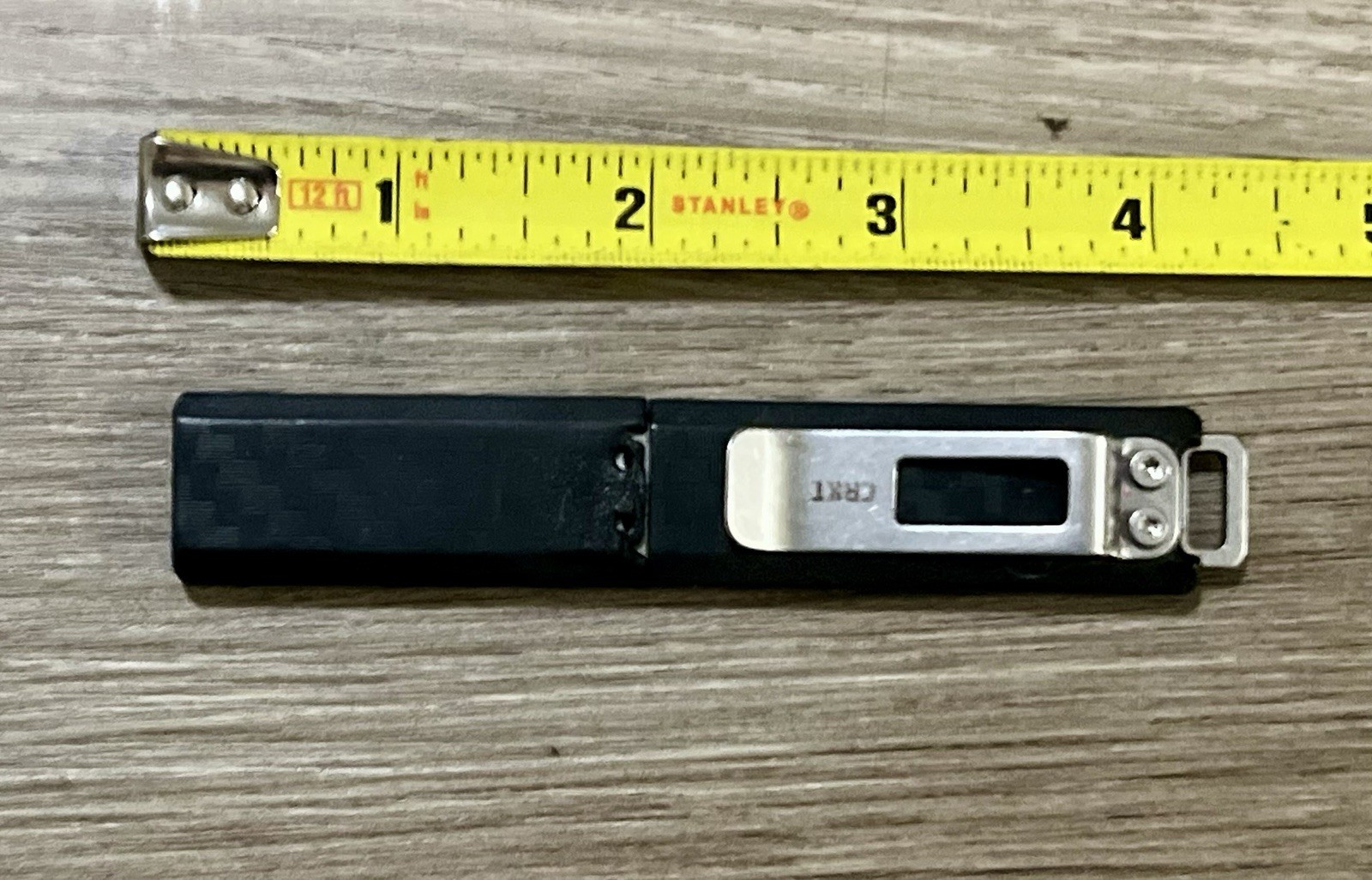CRKT Scribe EDC Small Pocket Fixed Blade Knife 2425 Schwarz Design Light Damage