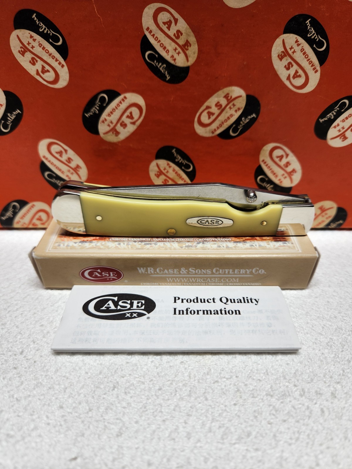2020 Case Xx Trapperlock Yellow Synthetic CV Blade