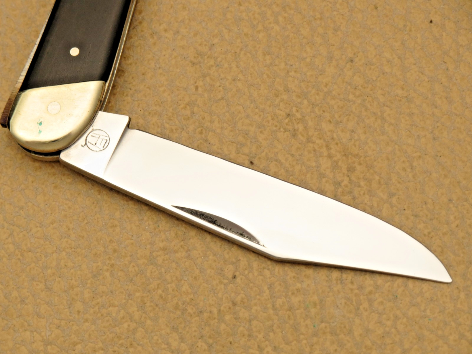 Friedrich Hartkopf Solingen Two Blade Serpentine Penknife Two-Tone Bone Handles
