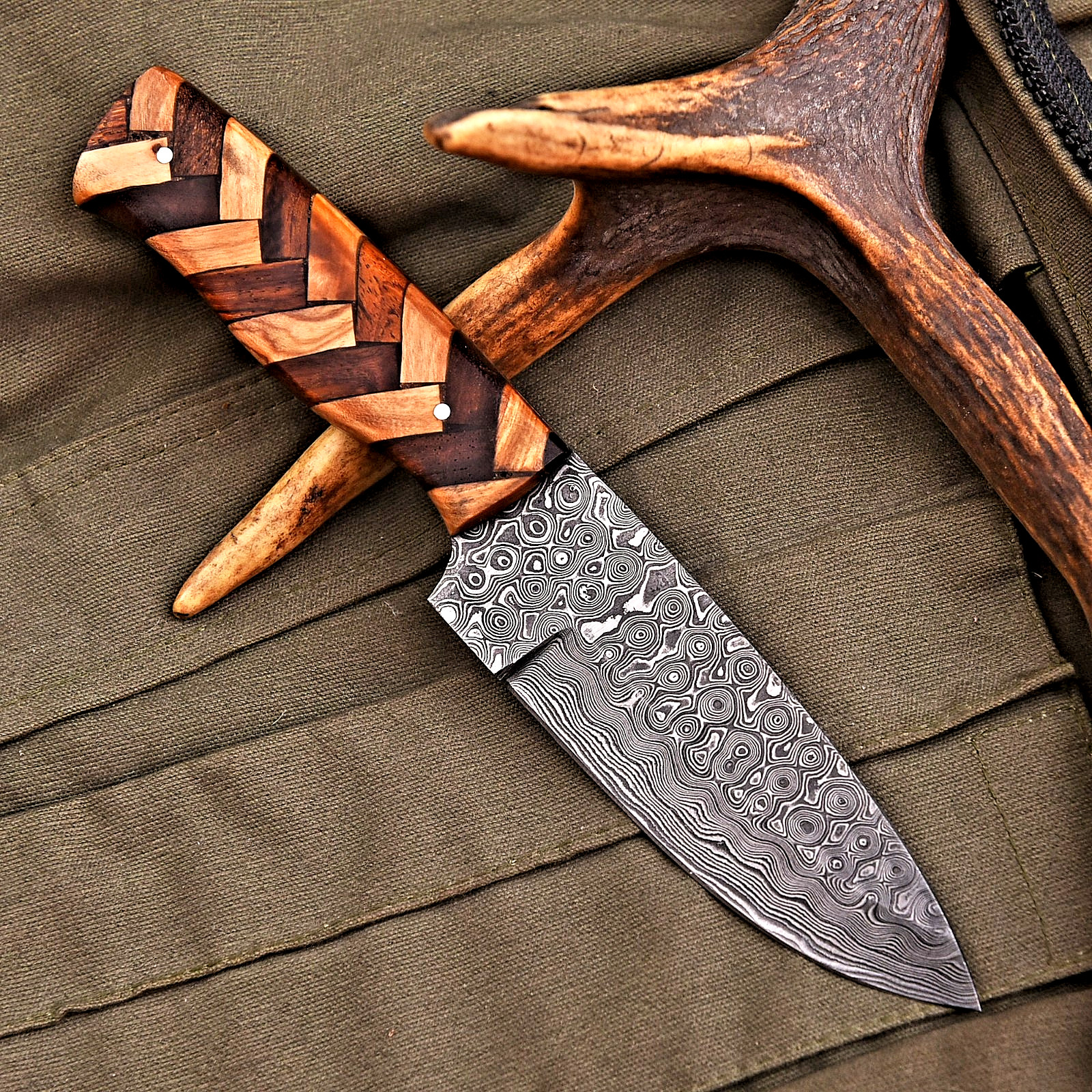 CUSTOM HAND MADE HUNTING KNIFE HAND FORGED DAMASCUS STEEL BLADE 2972