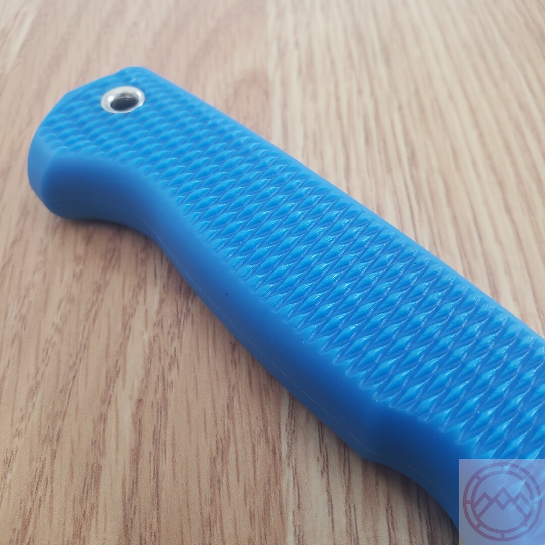 Demko Fixed Knife 5″ AUS-10A Steel Drop Point Blade Blue Checkered Rubber Handle