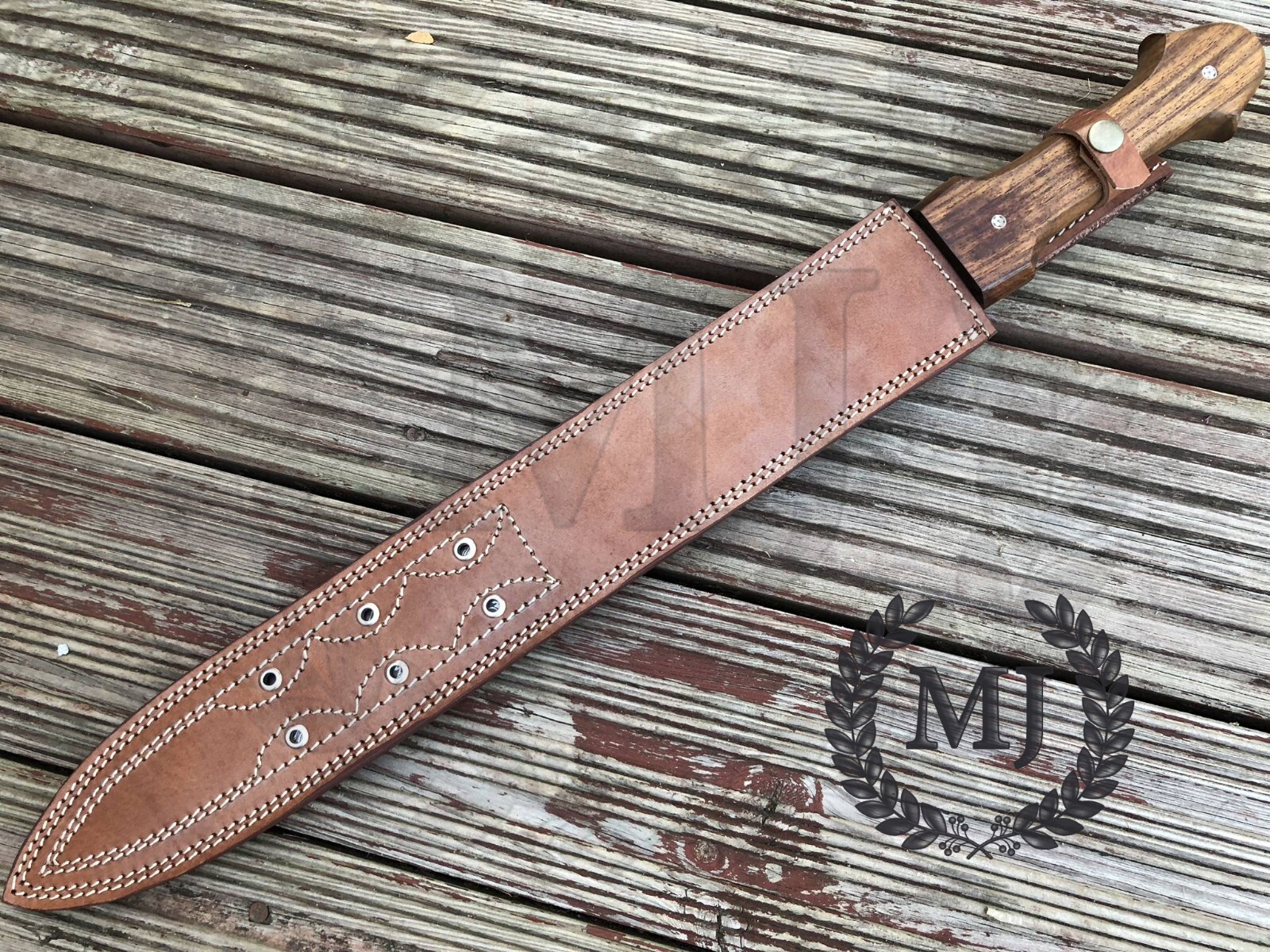Custom Handmade Damascus Steel Hunting Sword Warrior Sword Double Edge Sheath