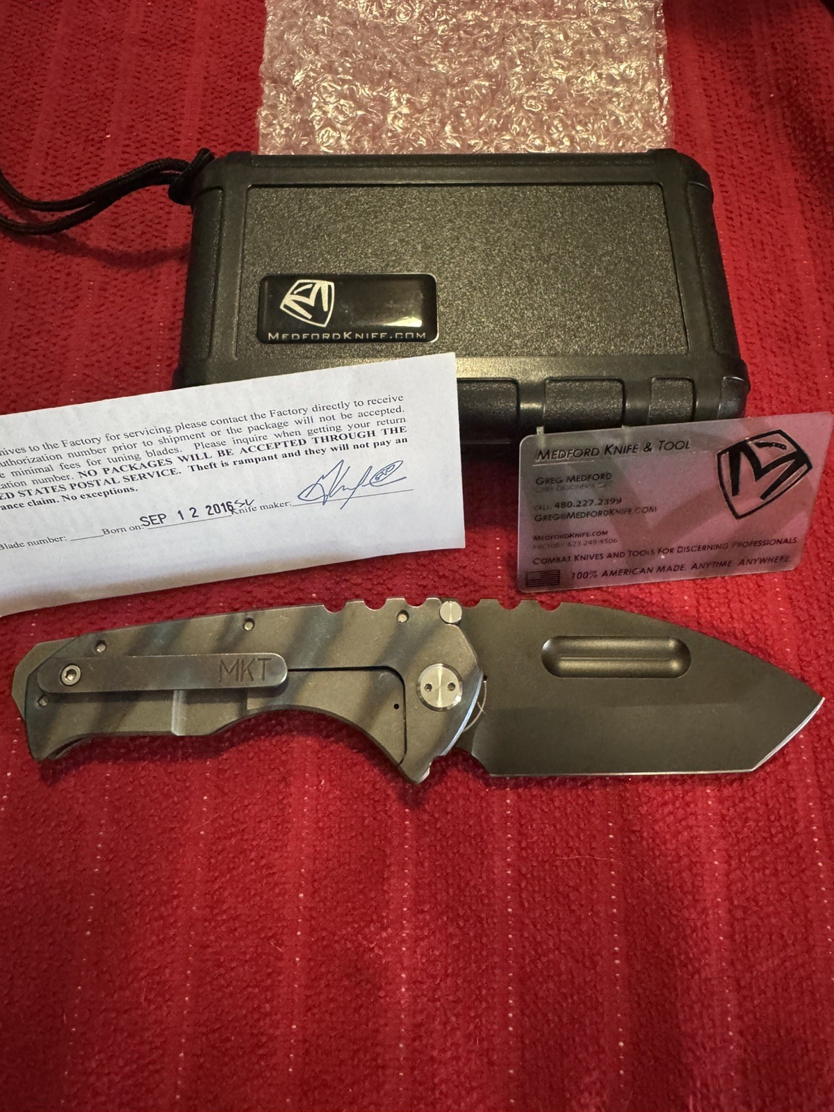 Medford Praetorian T Framelock Titanium Old school.