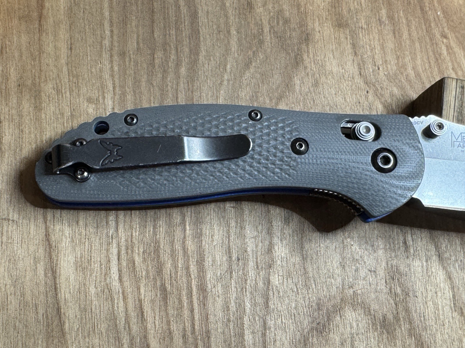 RARE Benchmade 551-1 Griptilian 20CV Plain Blade G10 Gray/Blue USA EXCELLENT!