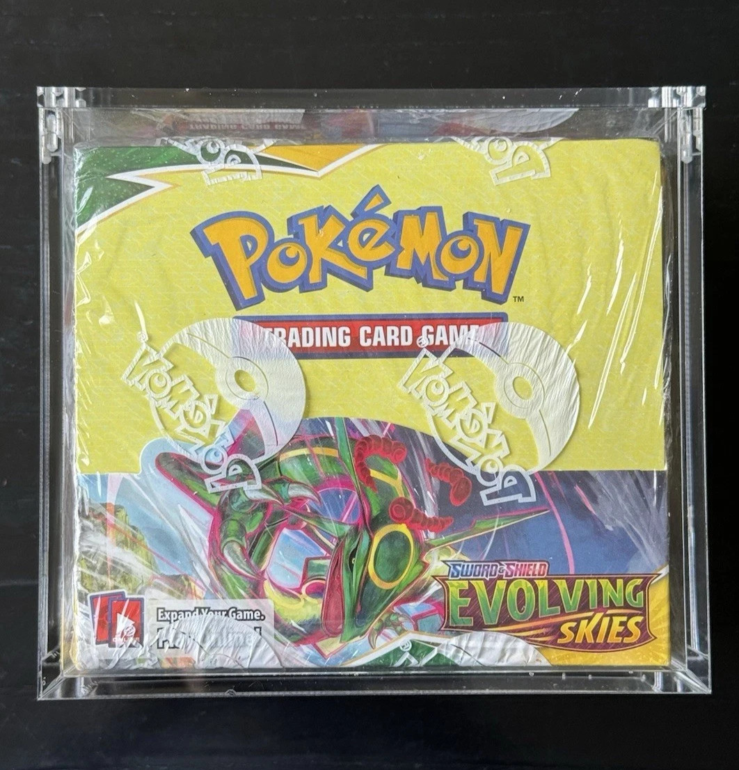 Pokemon Sword & Shield Evolving Skies Booster Box 36 Packs FACTORY