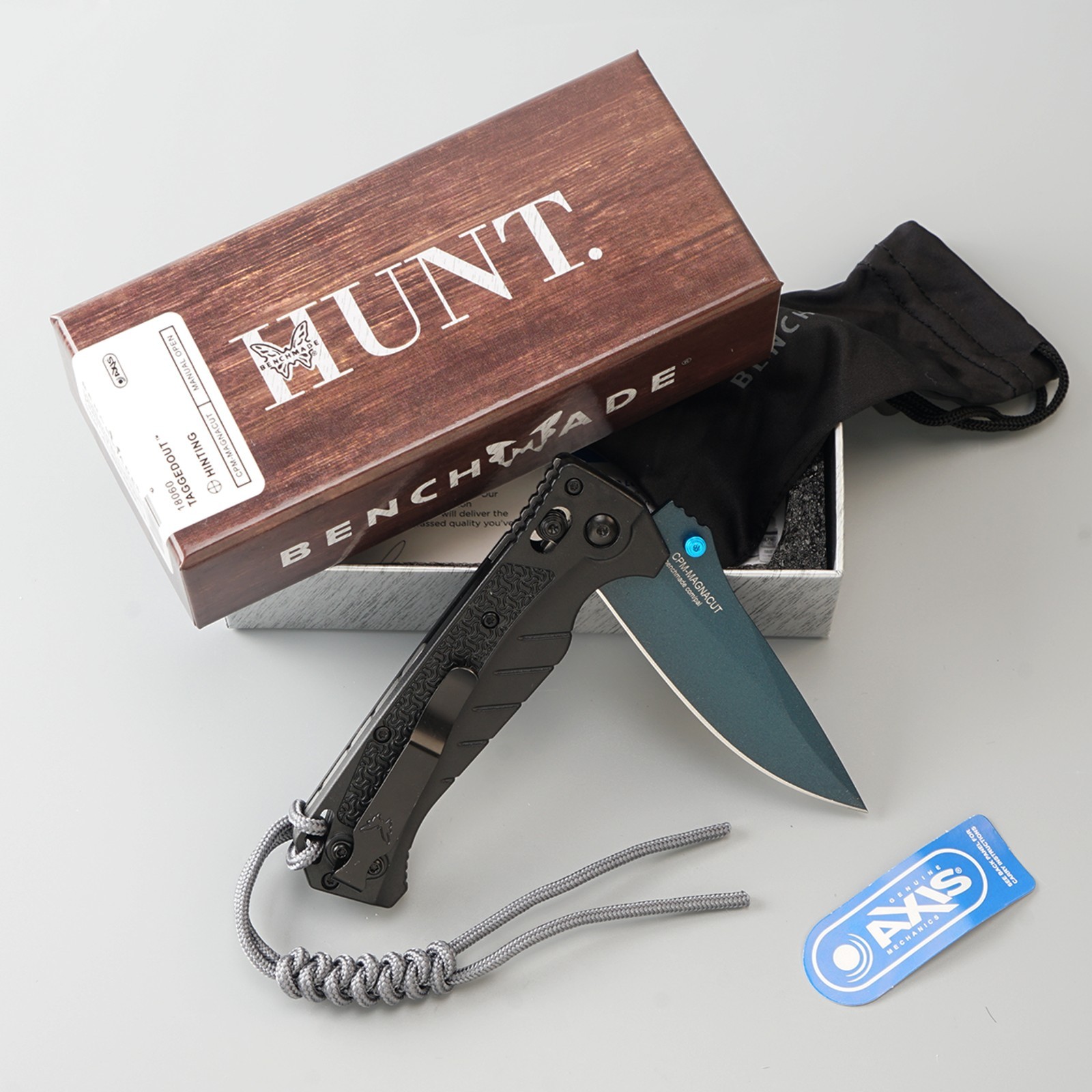Benchmade 18060 CPM-MagnaCut AXIS Manual Folding Knife Blue Drop Point New