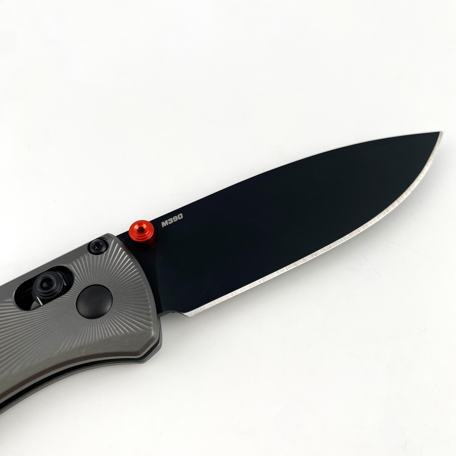 Benchmade 535BK-4 Bugout Knife Gray Aluminum Handle Black M390 Folding Knife