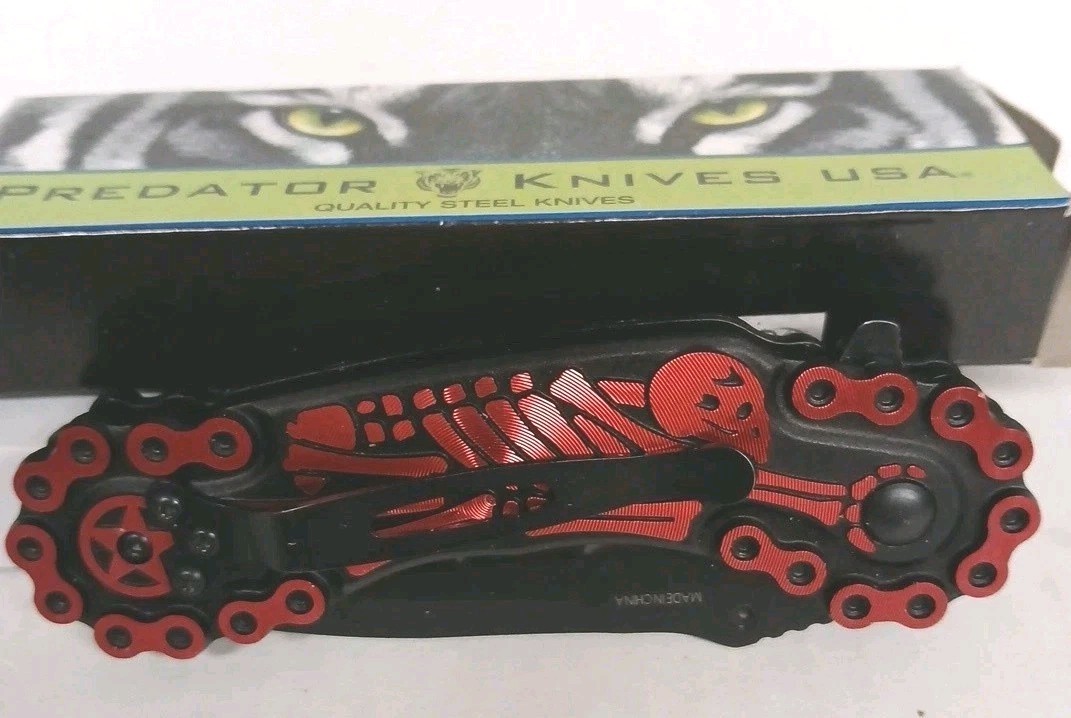 Predator Skeleton Single Blade Lock Knife