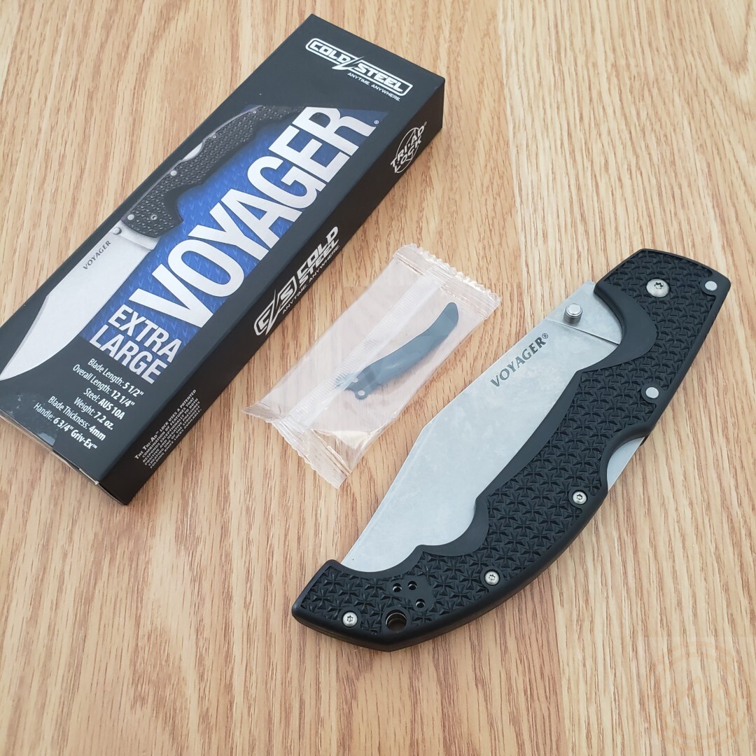 Cold Steel Voyager XL Lock Folding Knife 5.5″ AUS-10A Steel Blade Griv-Ex Handle
