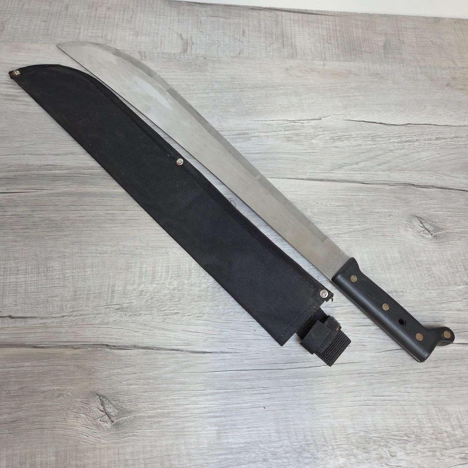 Stainless Steel Machete 18 Inch Curved Blade Black Handle with Nylon Sheath