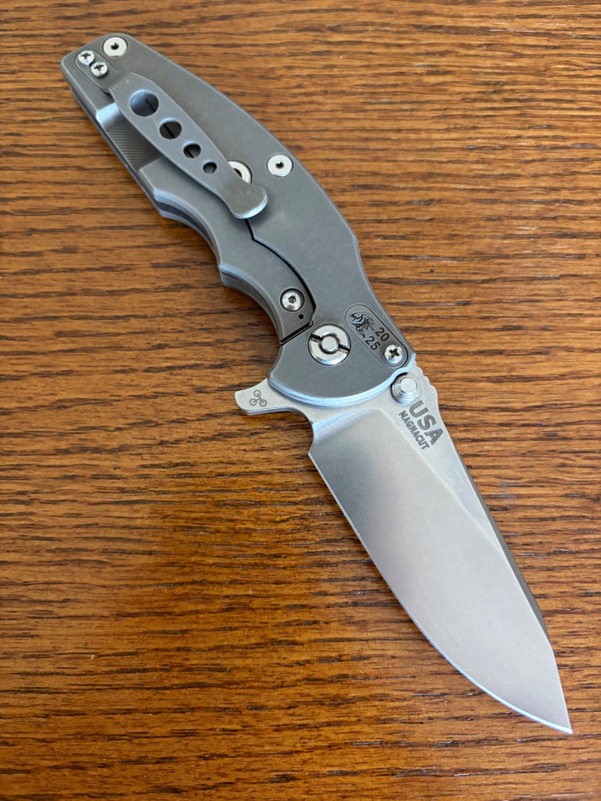 2025 Hinderer Knives Jurassic Slicer Hollow Ground Magnacut Full Ti Titanium