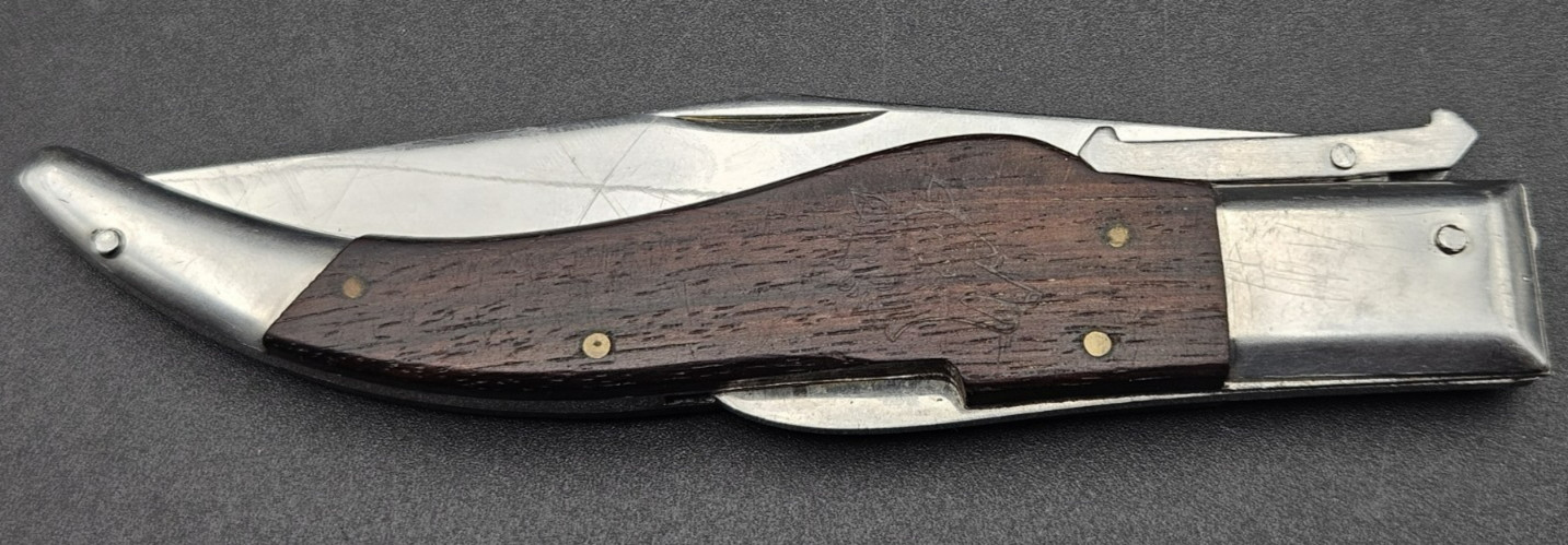 Vintage Wolf Stainless Steel Swing-Guard Folding Pocket Knife – Made in Japan