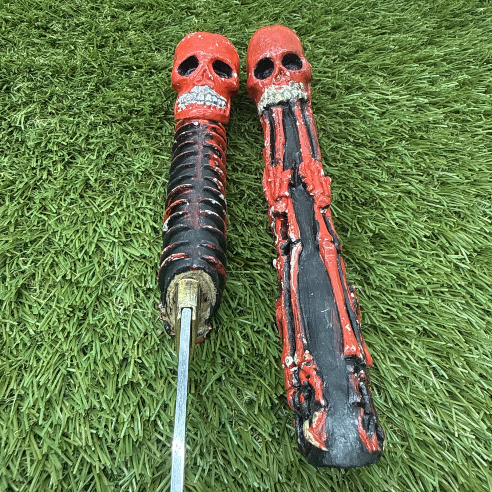 Fighter Plus China Fantasy Fixed Blade Knife 14 3/4 Skull Spine Sheath Red Black