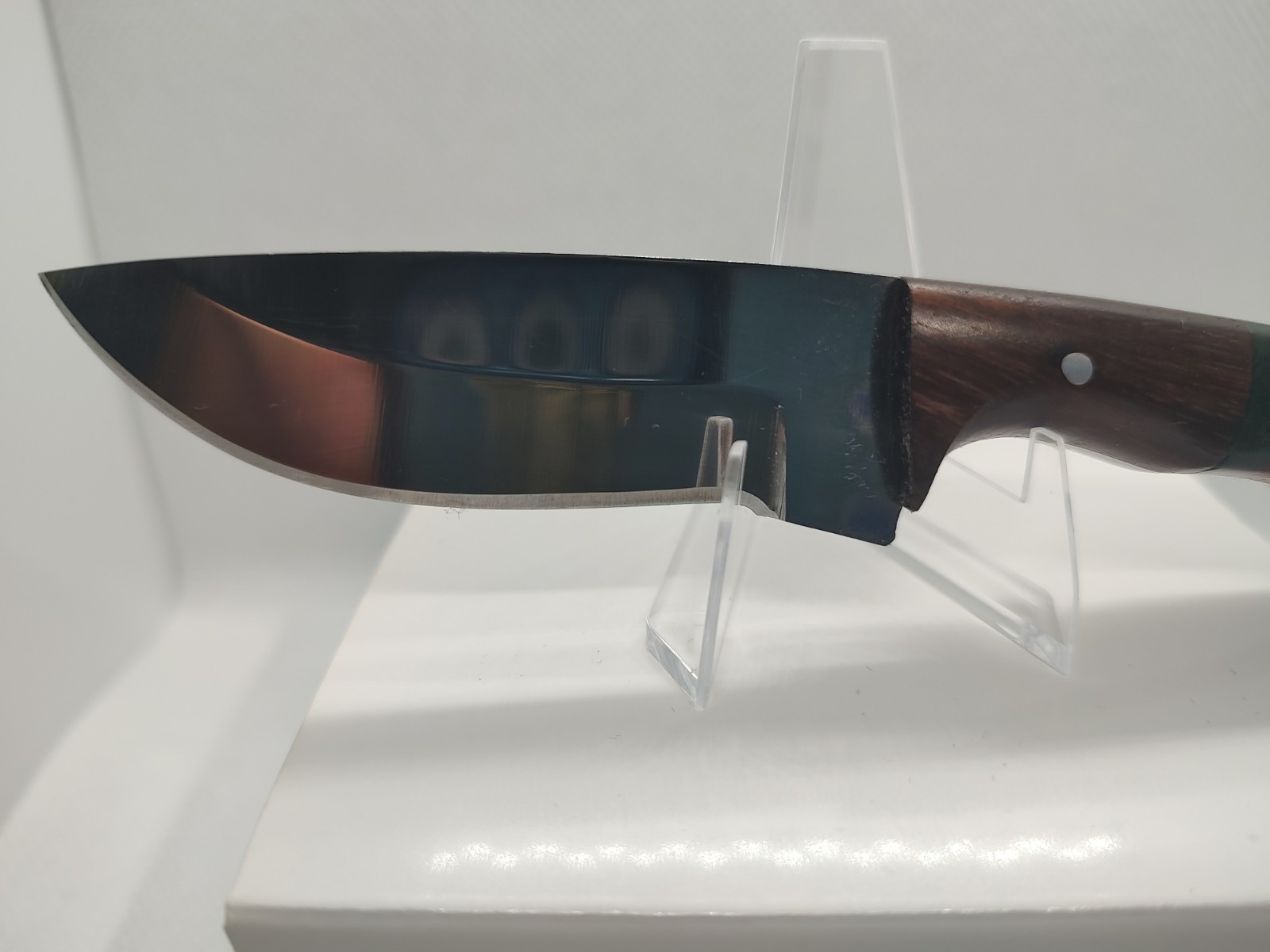 Steel Knife With Sheath…5.5 Inch Overall Length….2.75 Inch Blade