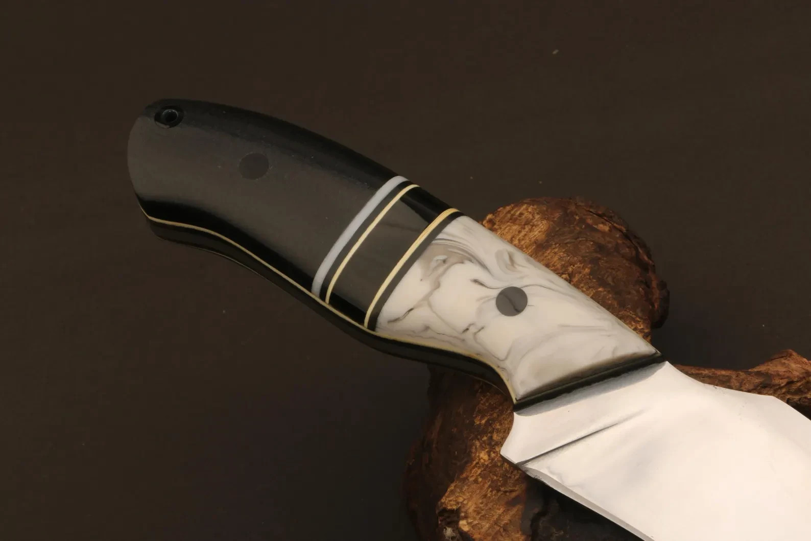 Custom Handmade High Carbon Steel Skinner Knife Gut Hook Leather Sheath Hunting