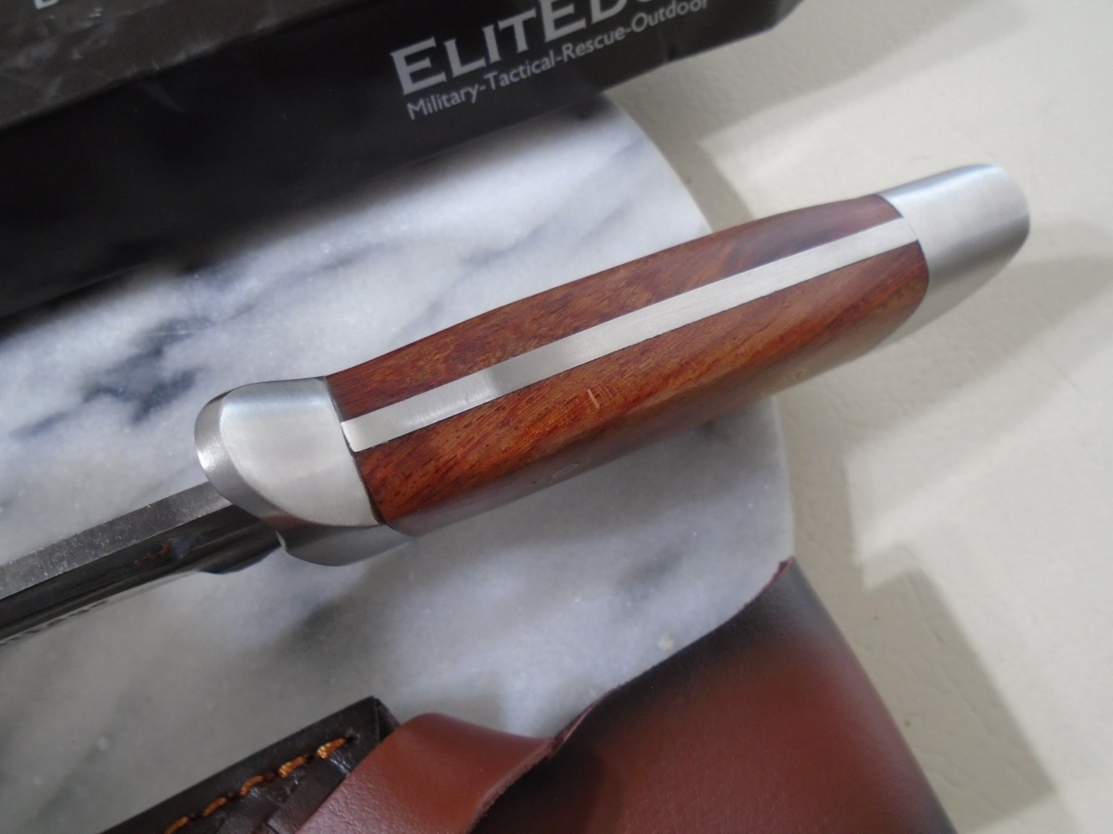 Elitedge Fancy Recurve Bowie Hunter Knife Full Tang 440C Fixed Blade Walnut Wood